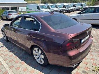 E90 330D