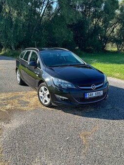 Opel Astra J 1.6 - 1