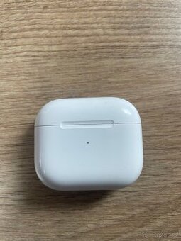 Náhradní obal na sluchátka AirPods 3