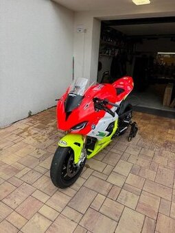 BMW S 1000 RR