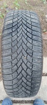 Zimní pneu Bridgestone  Blizzak LM005 205/55R16