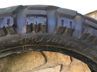 prodám pneu Mitas E 07