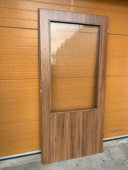 Interiérové dveře 90 L s padací prahovou lištou