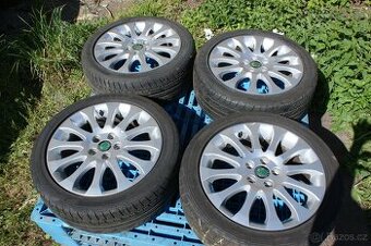 original alu kola Skoda R16 letni pneu take Audi Seat VW
