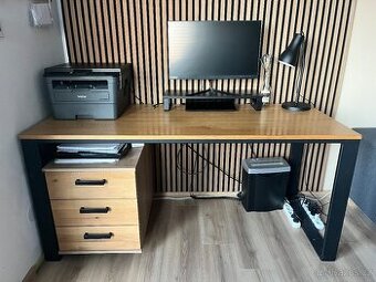 Pracovní stůl s masivní dubovou deskou 160 cm