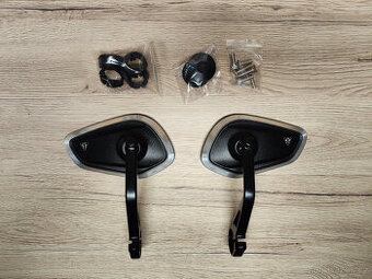 19.12. pojedu do Prahy. Možné předání na ČERNÉM MOSTĚ u Ikei