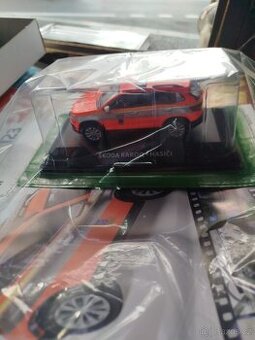 Modely aut 1:43 od DeAgostiny a abrex .....