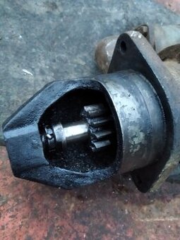 Prodám plně funkční startér na ZETOR25-3000,-