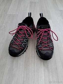 Outdoorove dámské boty Alpine PRO