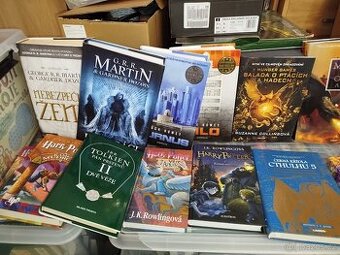 Sci-fi a fantasy knihy