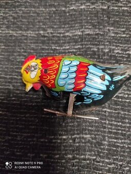 Retro plechová hračka