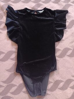 Body vel. cca 134 cm/ 140