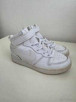 Kotníkové tenisky Nike, 35