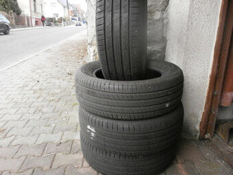 Prodám 4letní pneu