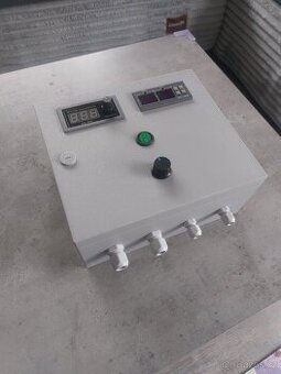 Rozvaděč elektrické udírny