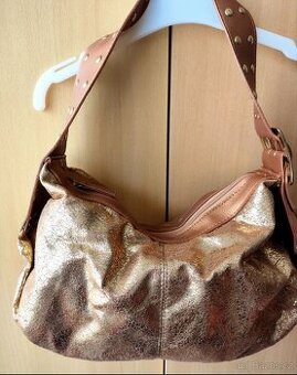 Vzácná Y2K kabelka Baby Phat Golden Goddess