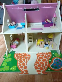 Přenosný dřevěný domeček pro panenky - Bigjigs Toys - 1