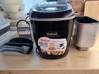Domácí pekárna Tefal - 1