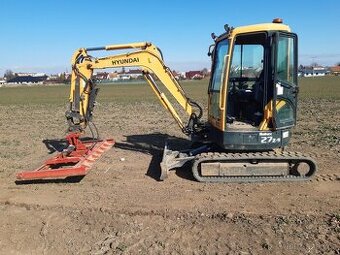 Bagr hyundai Robex 27Z-9