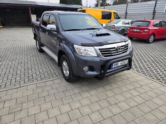 HILUX
