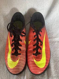NIKE turfy vel.38