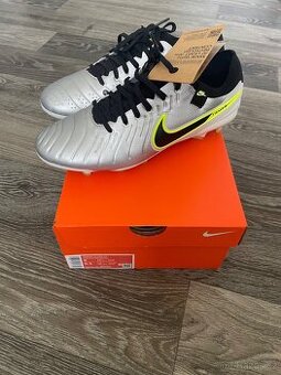 Prodám kopačky Nike tiempo 9, vel. 41
