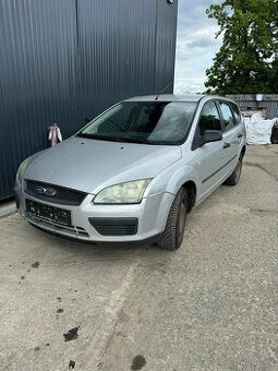 Ford Focus Kombi na Náhradní díly