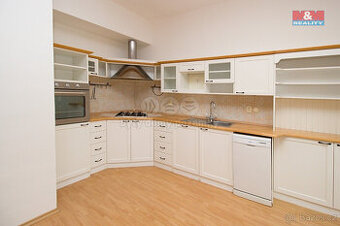 Pronájem bytu 2+kk, 67 m², Opava, ul. Popská