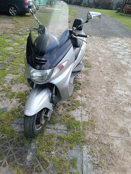 Suzuki Burgman 400