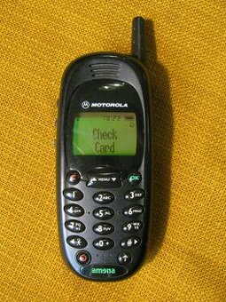MOTOROLA CD 930 rarita pro sběratele rok ~ 2000 FUNKČNÍ