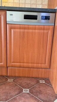 Použitá myčka BEKO DSN 15420 X