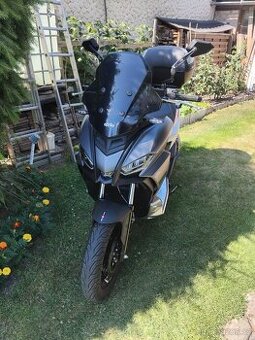 Aprilie SR GT 125
