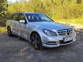 Prodám Mercedes C220 CDI s vadou motoru
