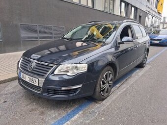 VW PASSAT 1.9TDI.77KW. R.V.2008