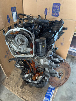 Audi A4 2.0 TSFI 155kW, motor, díly
