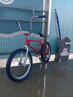 Prodam starší bmx 20