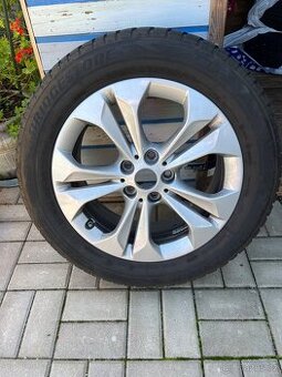 Sada zimních i s disky originál BMW x1 ŠVU