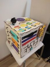 Montessori didaktická kostka