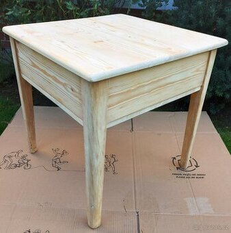 Stolička (štokrle) renovovaná 47x47x50cm