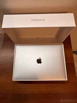 Nový, nerozbalený Macbook Air 13 palců
