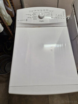 Pračka Whirpool s vrchním plněním