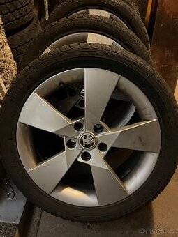 4x al kola 5x112 R17 + zimní pneu