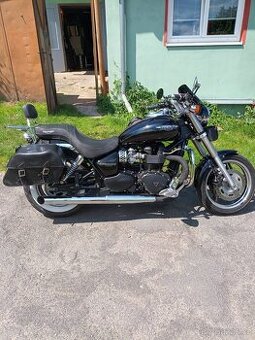 Triumph Speedmaster 900