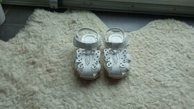 divci sandalky vel. 24