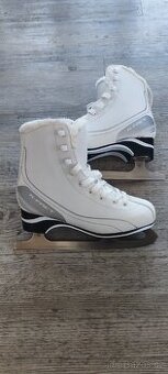 Dívčí/dámské lední brusle