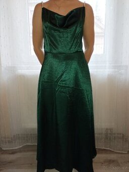 Krásné nové šaty