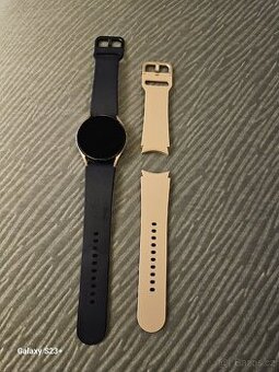 Dámské hodinky Samsung Galaxy Watch4