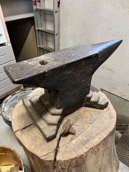 Výheň s kovadlinou - 1