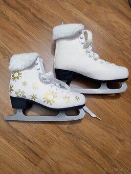 Dámské brusle