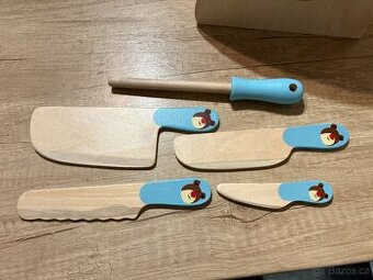 Dětské dřevěné nože - sada včetně stojánku